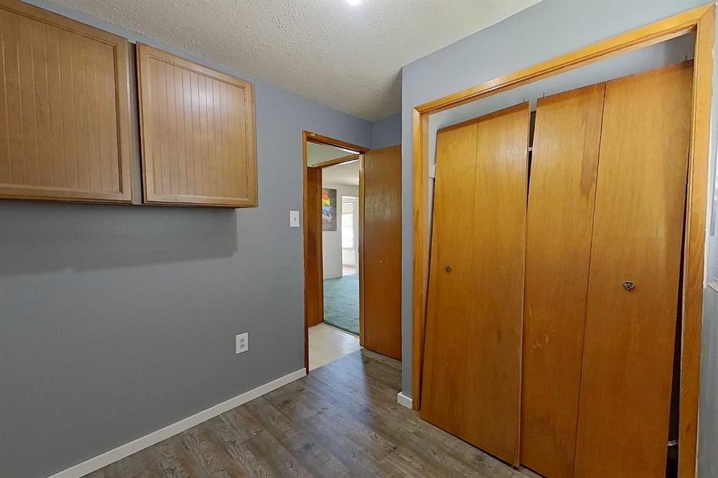 5009 48 Avenue, Athabasca, AB - Indoor Photo Showing Other Room