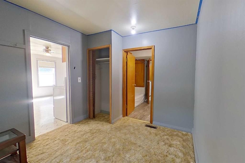 5009 48 Avenue, Athabasca, AB - Indoor Photo Showing Other Room