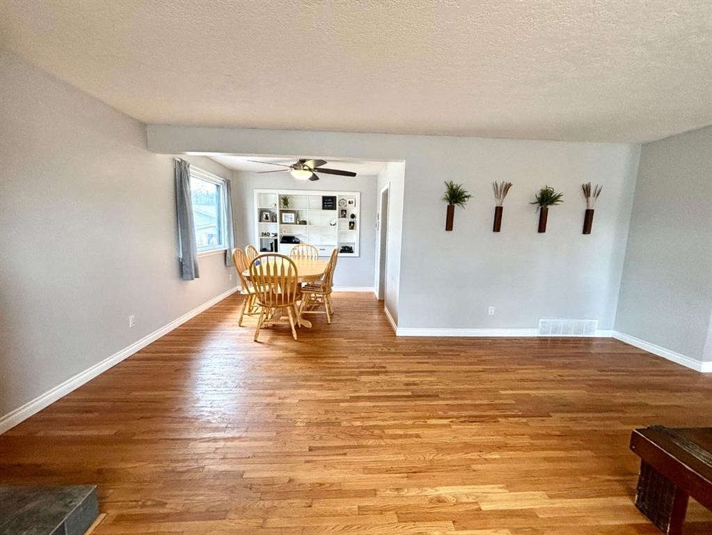 130 Willow Drive, Hinton, AB - Indoor