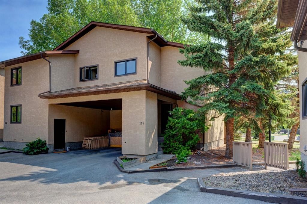 105-200 Three Sisters Drive, Canmore, AB - Outdoor With Exterior