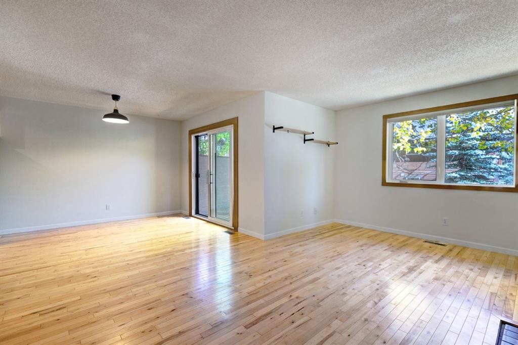105-200 Three Sisters Drive, Canmore, AB - Indoor Photo Showing Other Room