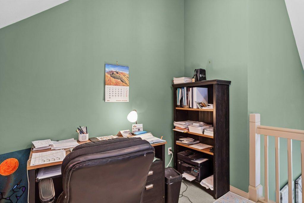 14 Antelope Lane, Banff, AB - Indoor