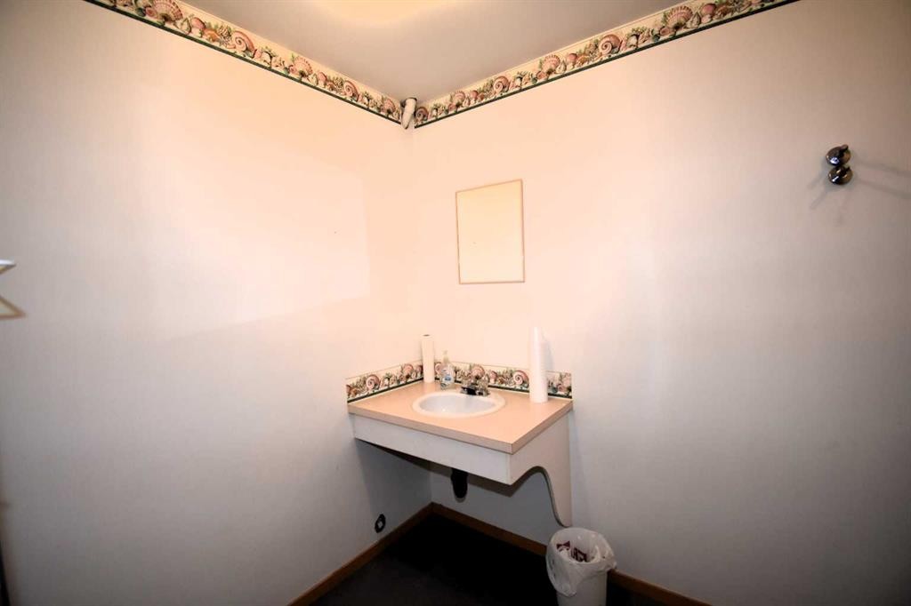 12-107 Swanson Drive, Hinton, AB