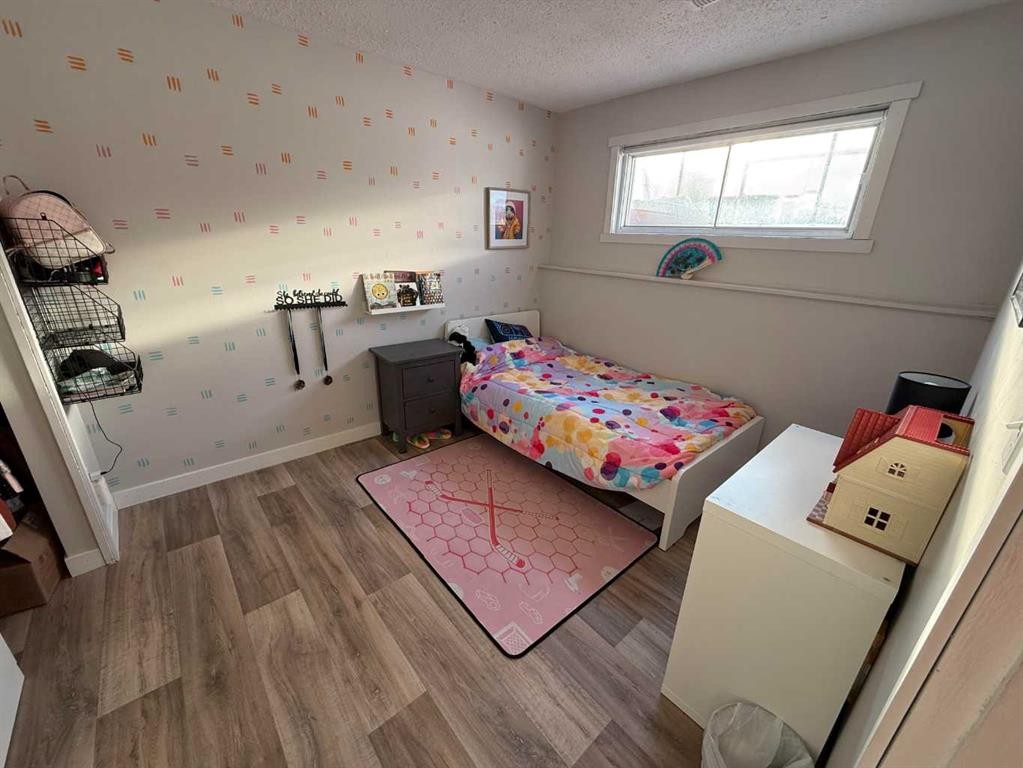 34 Wedow Drive, Whitecourt, AB - Indoor Photo Showing Bedroom