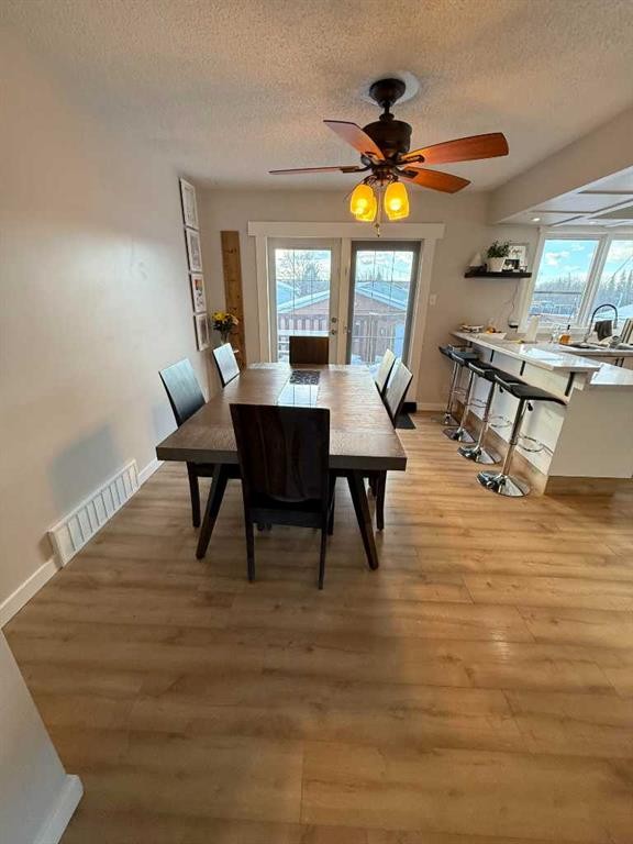 34 Wedow Drive, Whitecourt, AB - Indoor Photo Showing Dining Room