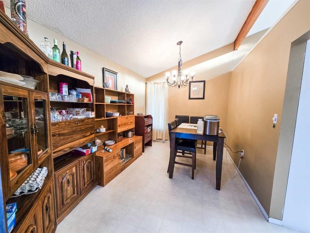 4819 10 Avenue, Edson, AB - Indoor