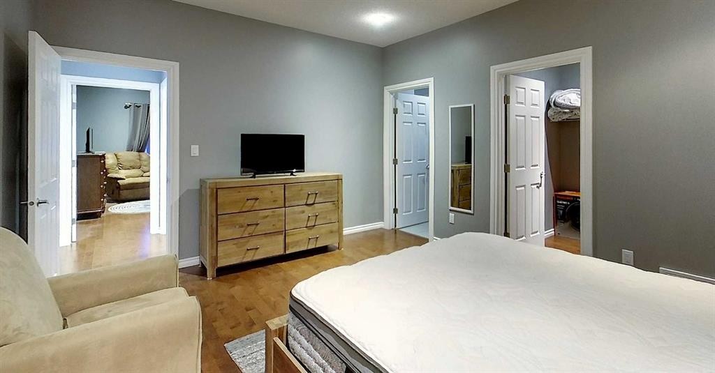 1727 63 Street, Edson, AB - Indoor Photo Showing Bedroom