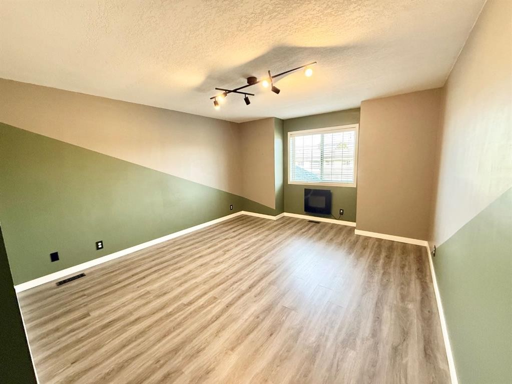 106 Reimer Drive, Hinton, AB - Indoor Photo Showing Other Room