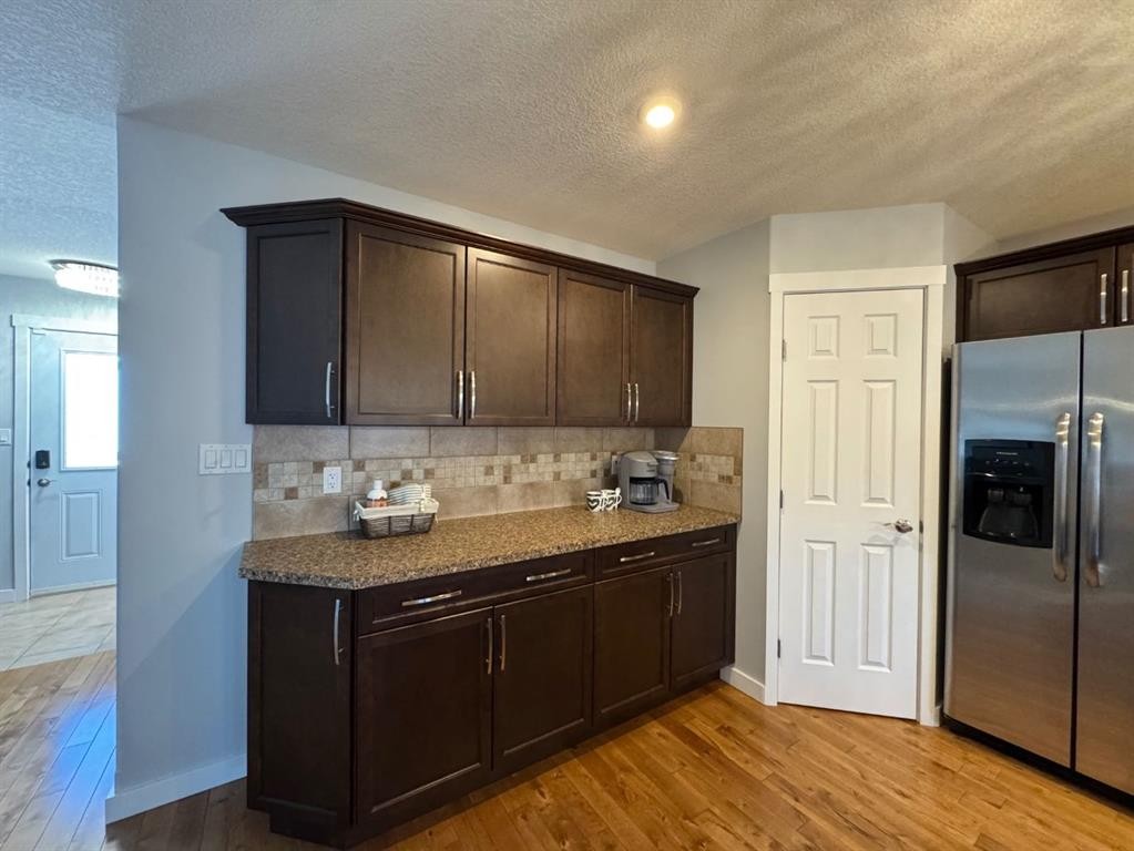 4316 18 Avenue, Edson, AB - Indoor Photo Showing Kitchen