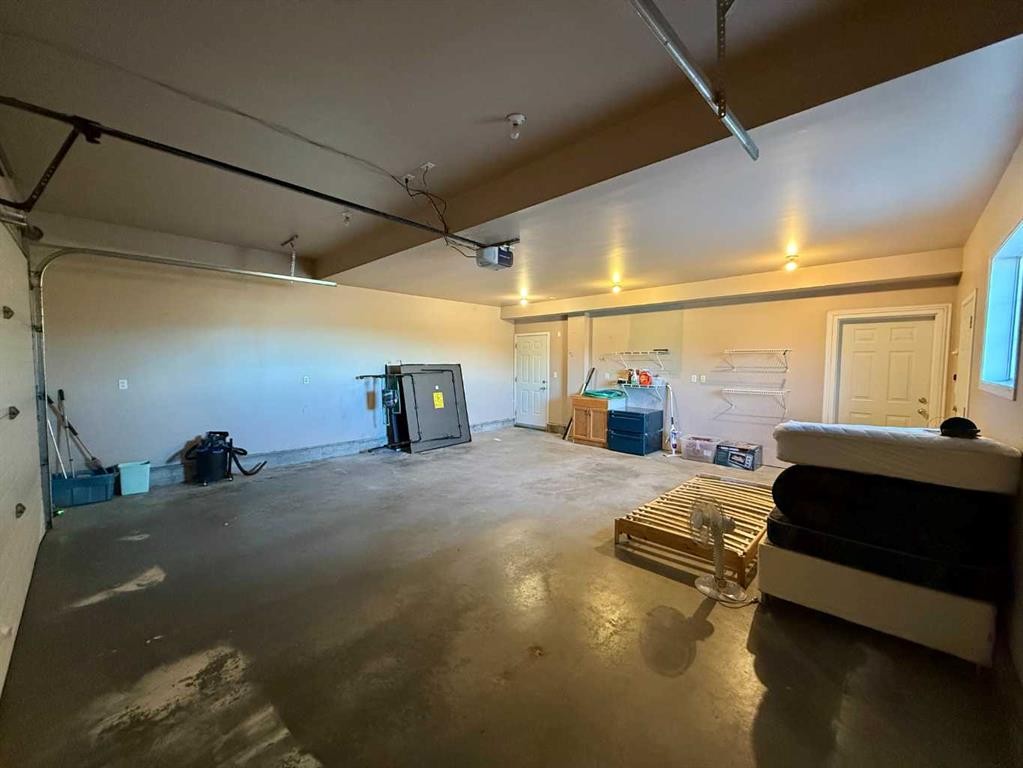 294 Tocher Avenue, Hinton, AB - Indoor Photo Showing Garage