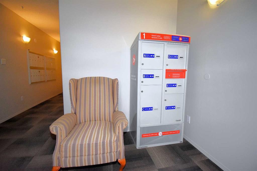 202-777 48 Street, Edson, AB - Indoor