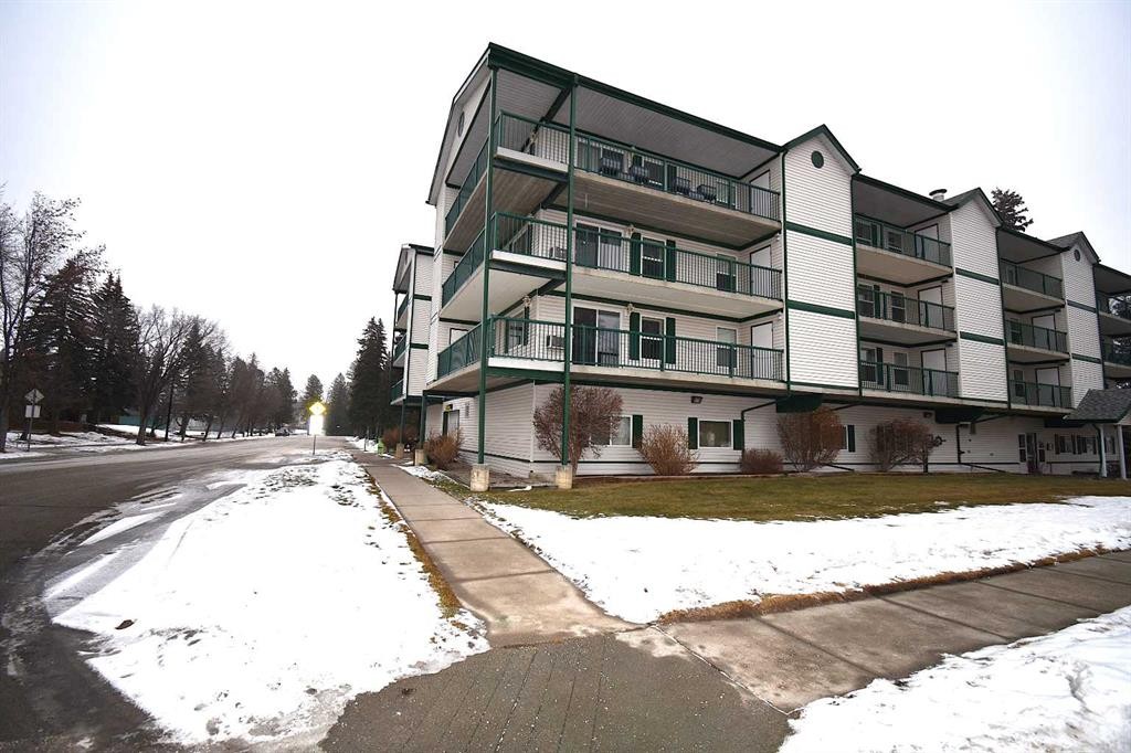 202-777 48 Street, Edson, AB - Outdoor With Balcony