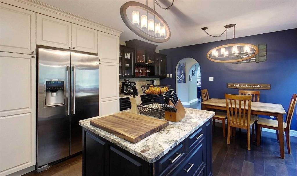 1808 63 Street, Edson, AB - Indoor Photo Showing Dining Room