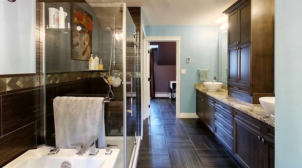 1808 63 Street, Edson, AB - Indoor Photo Showing Bathroom