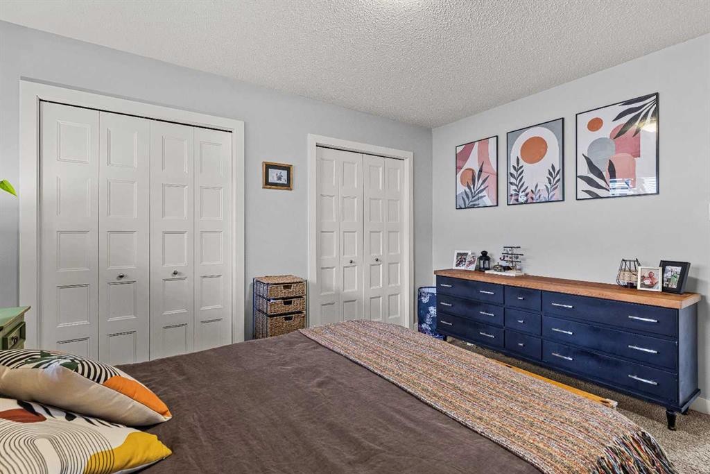 2-630 3Rd Street, Canmore, AB - Indoor Photo Showing Bedroom