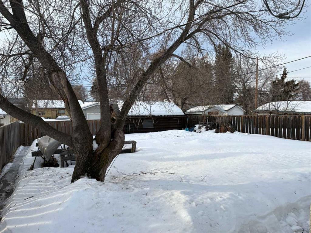 4905 42 Street, Athabasca, AB - Outdoor