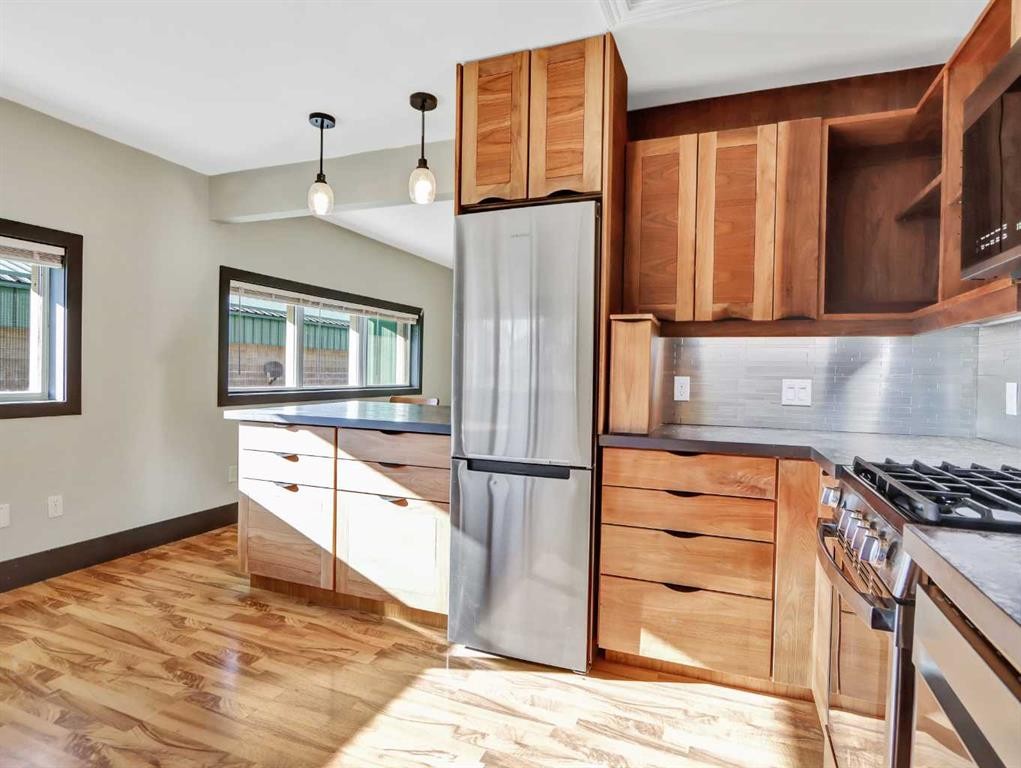 2-108 Boulder Crescent, Canmore, AB