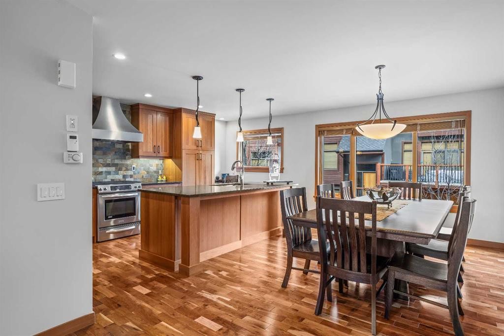 7 Creekside Mews, Canmore, AB - Indoor