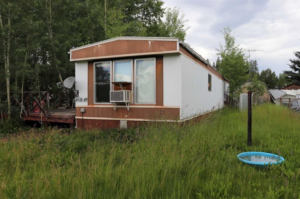4938 49 Avenue, Robb, AB - Outdoor