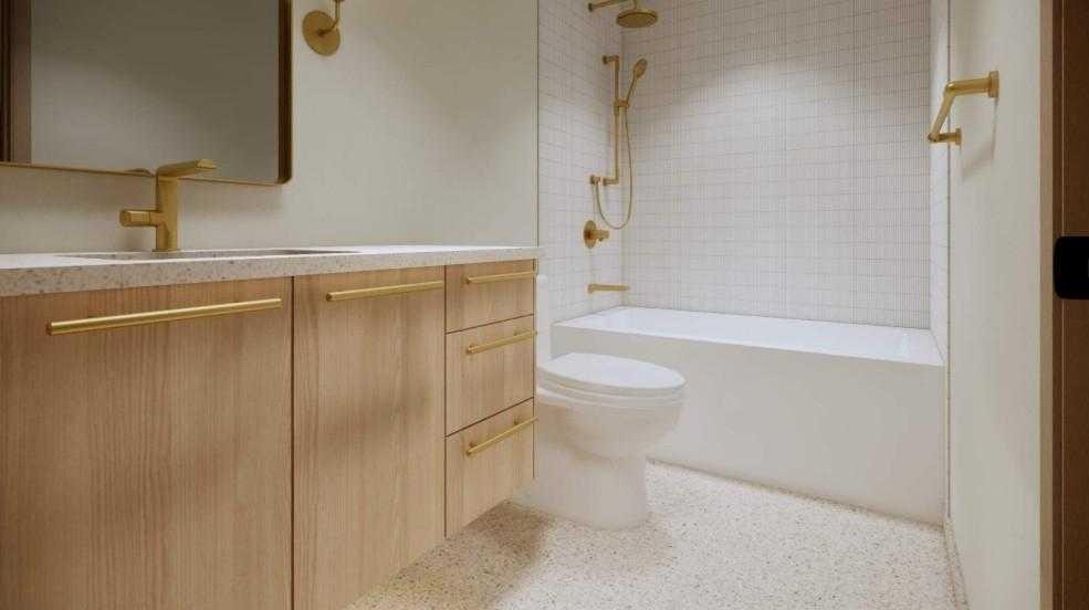 713B 4Th Street, Canmore, AB - Indoor Photo Showing Bathroom