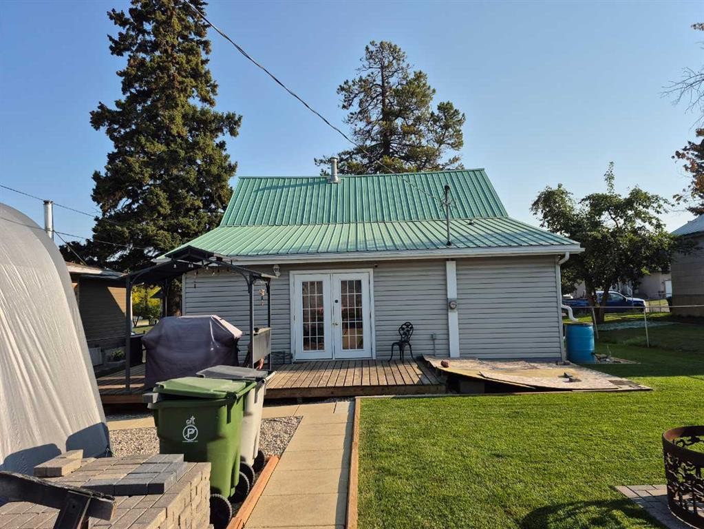 4810 9 Avenue, Edson, AB - Outdoor With Deck Patio Veranda