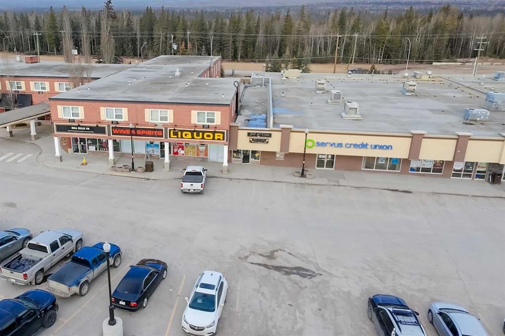 112 Athabasca Avenue, Hinton, AB