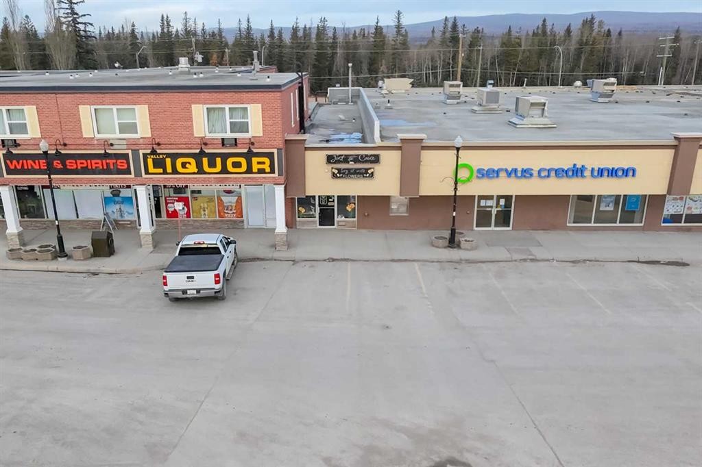 112 Athabasca Avenue, Hinton, AB