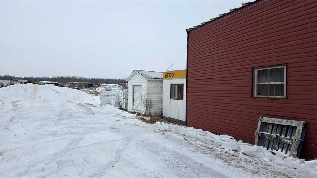 114 First Street, Fox Creek, AB