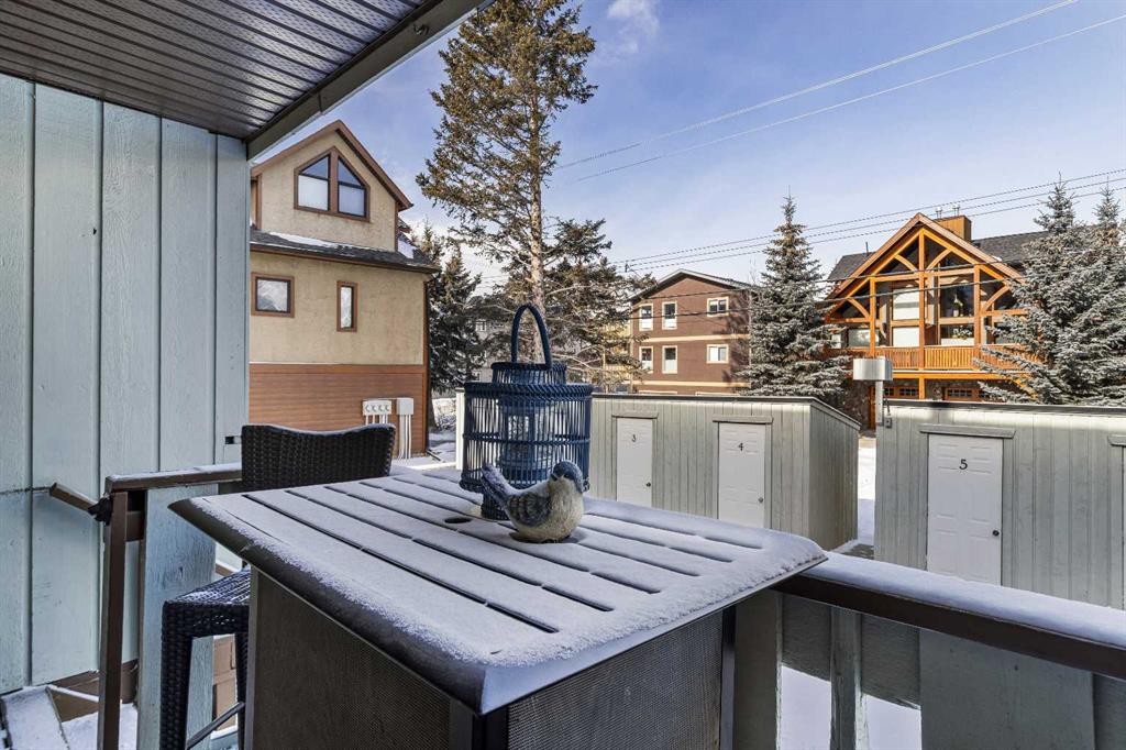 4-630 3Rd Street, Canmore, AB - Outdoor With Exterior