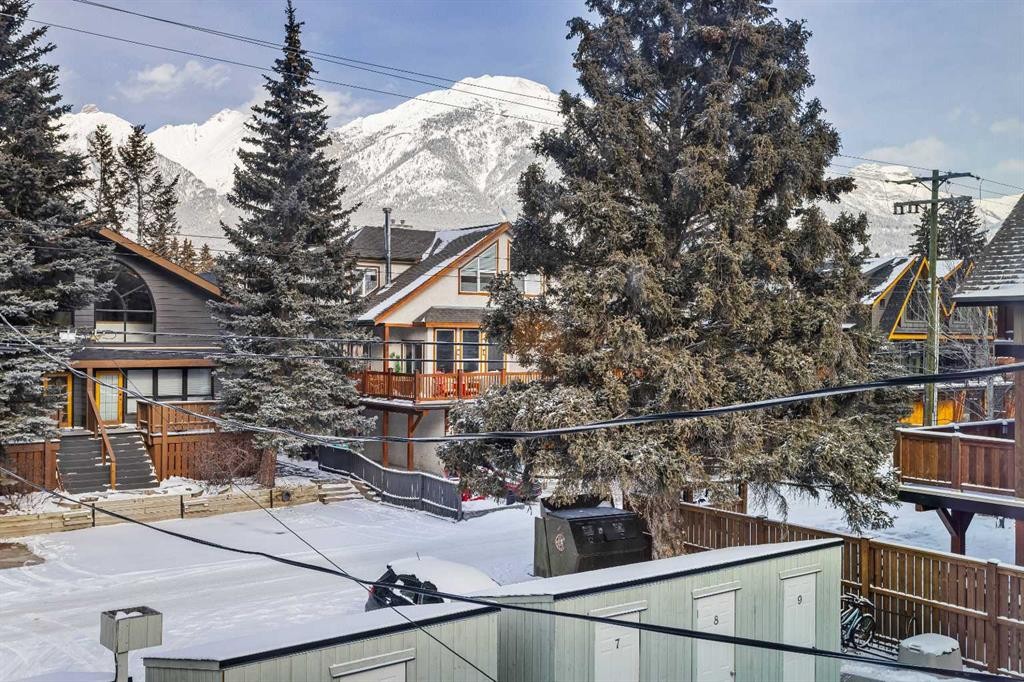 4-630 3Rd Street, Canmore, AB - Outdoor