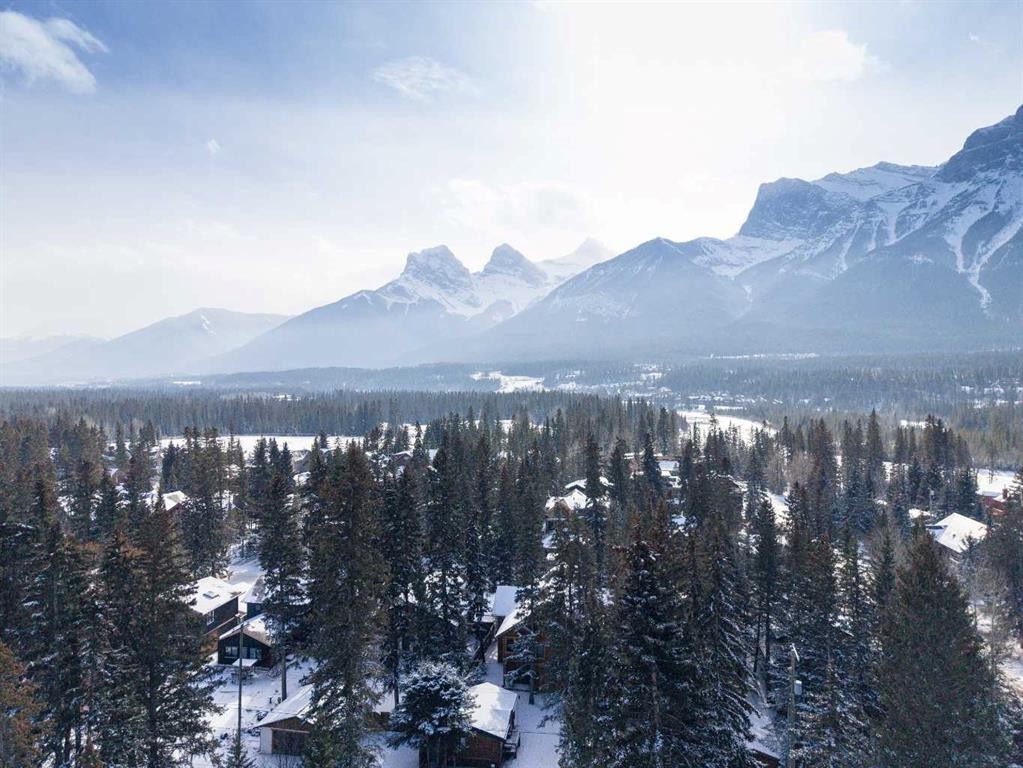 4-630 3Rd Street, Canmore, AB - Outdoor With View