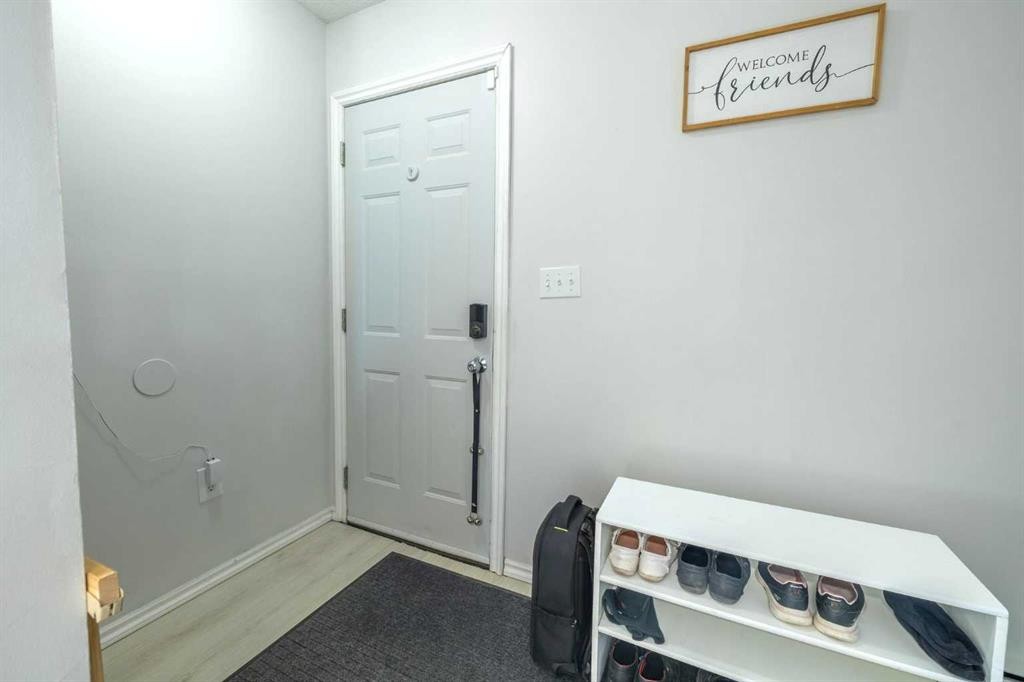 1401 54 Street, Edson, AB - Indoor Photo Showing Other Room