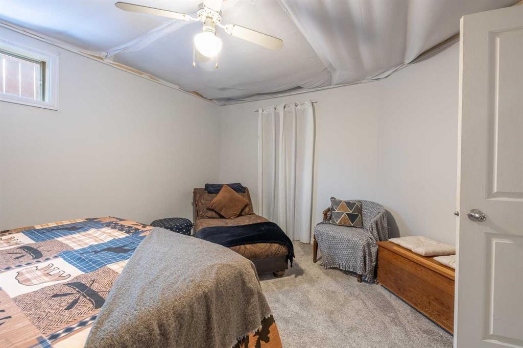 1401 54 Street, Edson, AB - Indoor Photo Showing Bedroom