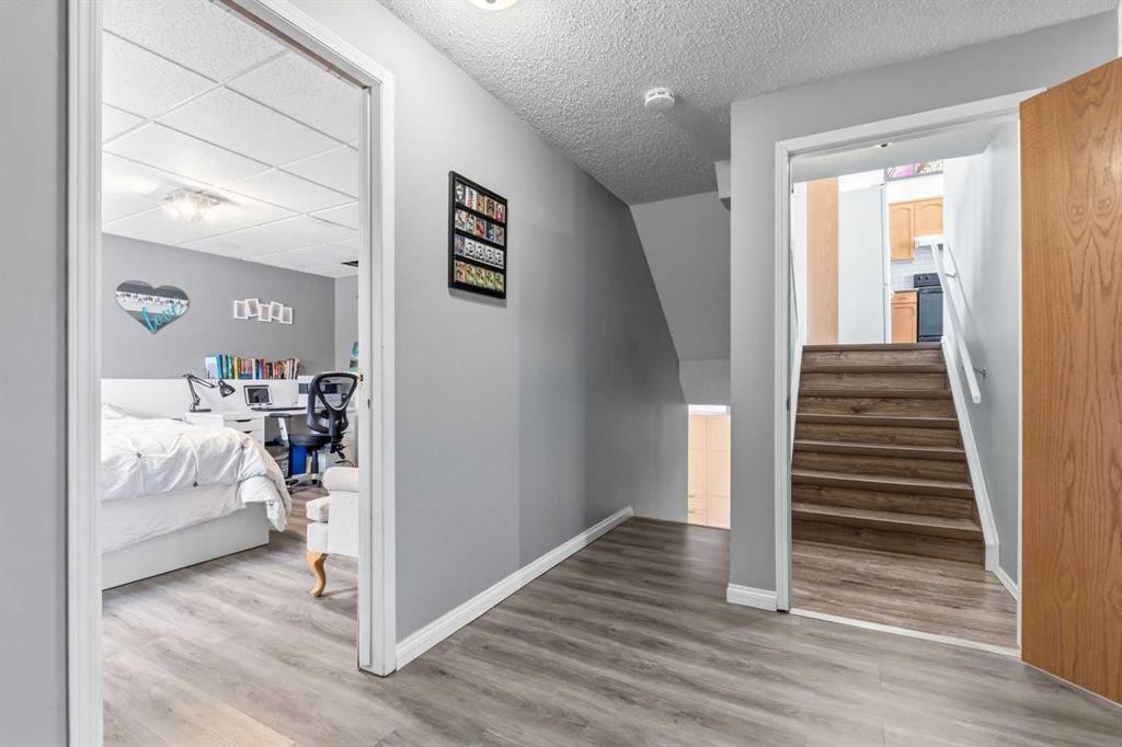 3849 55 Avenue, Whitecourt, AB - Indoor