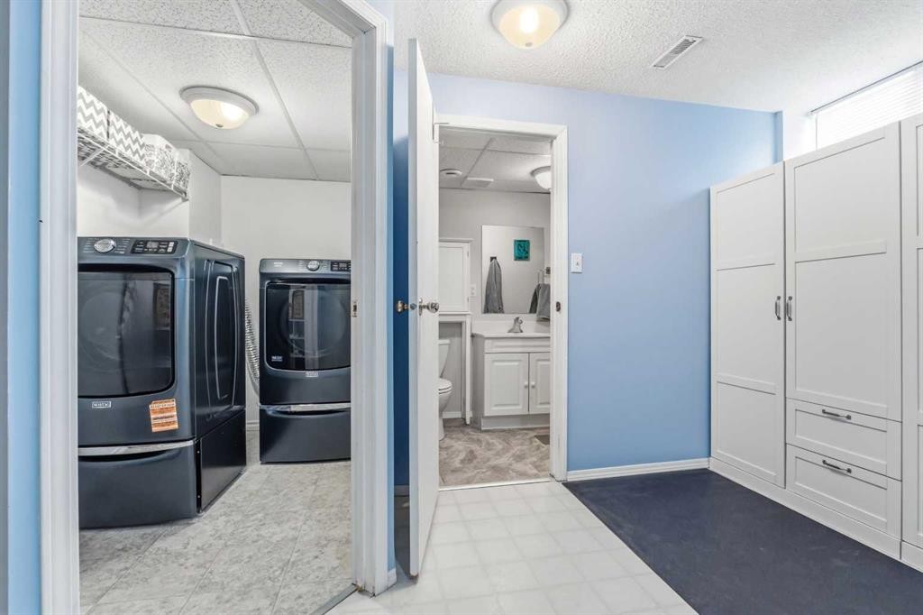3849 55 Avenue, Whitecourt, AB - Indoor Photo Showing Laundry Room