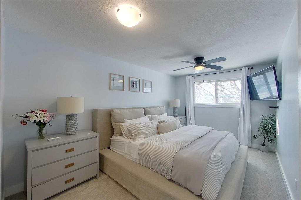 337 3 Avenue Nw, Slave Lake, AB - Indoor Photo Showing Bedroom