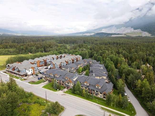 2206-250 2 Avenue, Dead Man'S Flats, AB - Outdoor With View