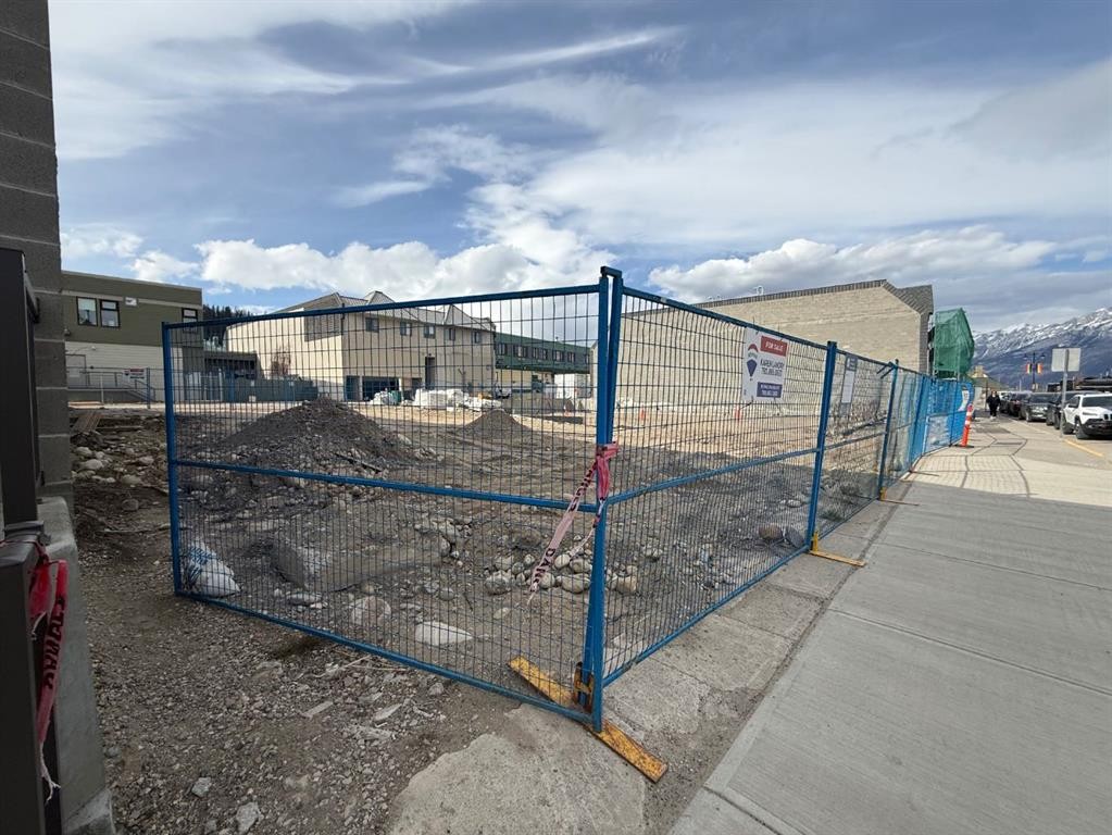 630 Connaught Drive, Jasper, AB