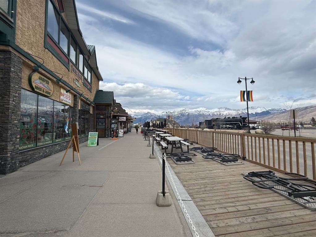 630 Connaught Drive, Jasper, AB