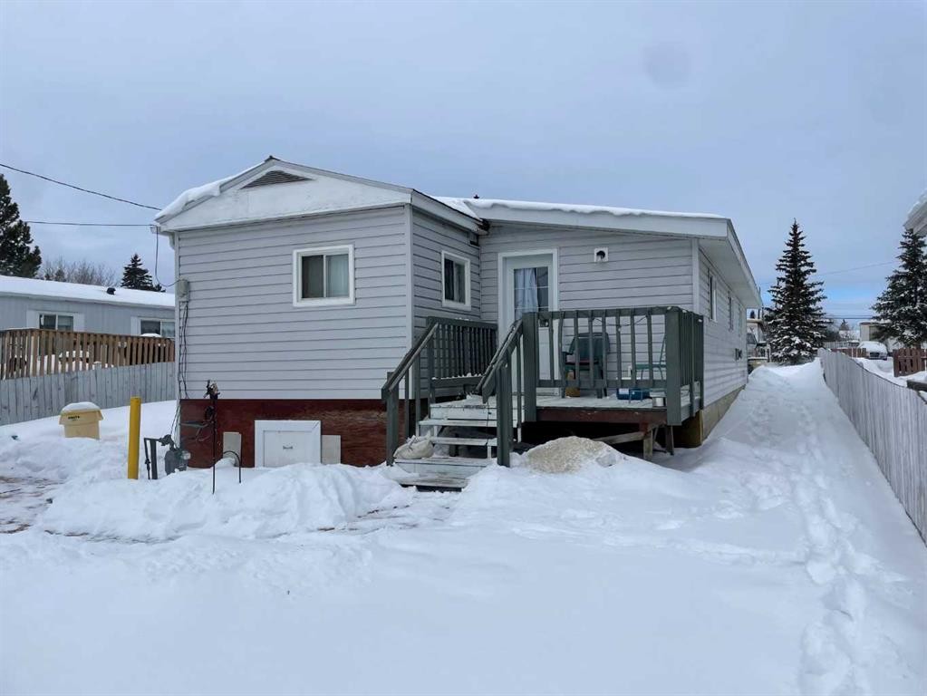 4611 45 Street, Mayerthorpe, AB - Outdoor