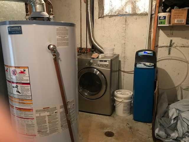 712 3 Avenue, Fox Creek, AB - Indoor