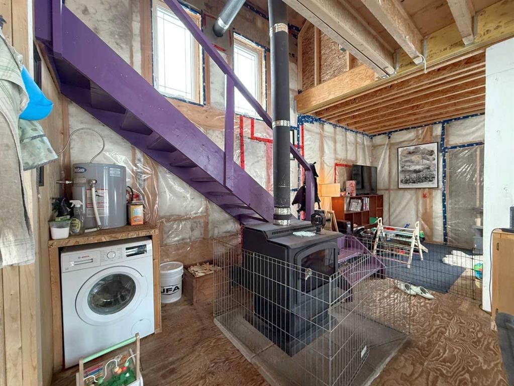 683023 Range Road 231, Rural Athabasca County, AB - Indoor Photo Showing Laundry Room