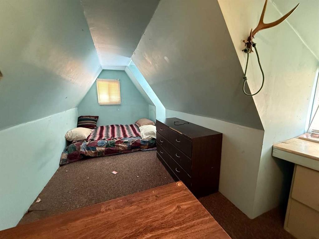 4933 Centre Street, Brule, AB - Indoor