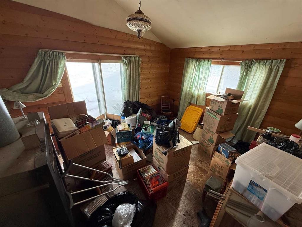 4933 Centre Street, Brule, AB - Indoor