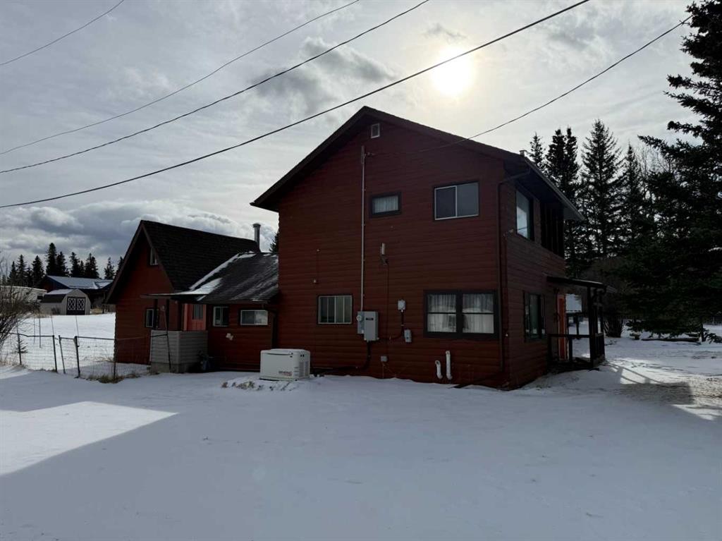 4933 Centre Street, Brule, AB - Outdoor
