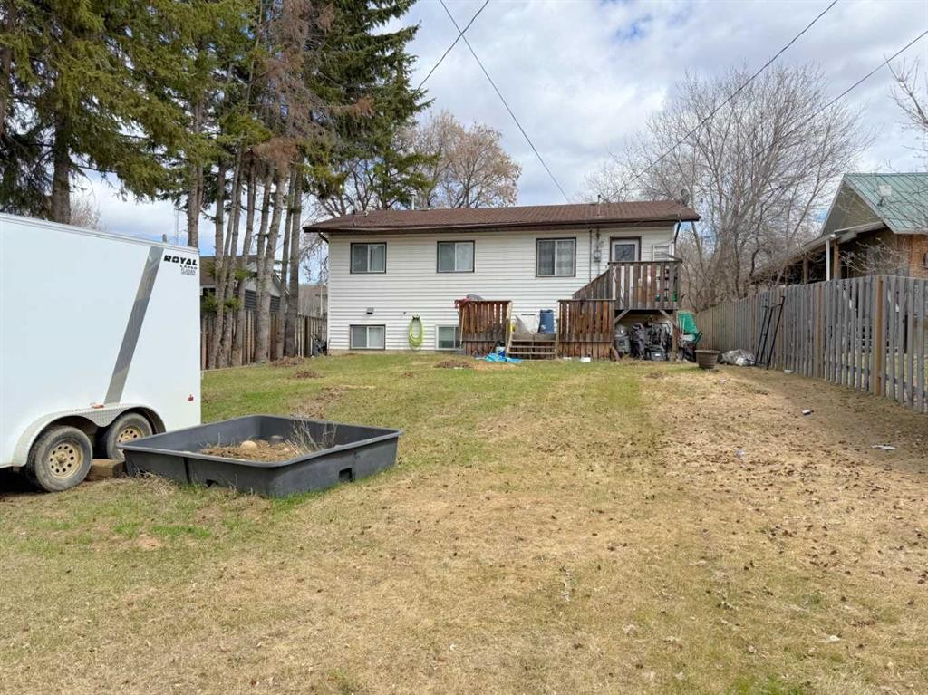 4909 42 Street, Athabasca, AB - Outdoor
