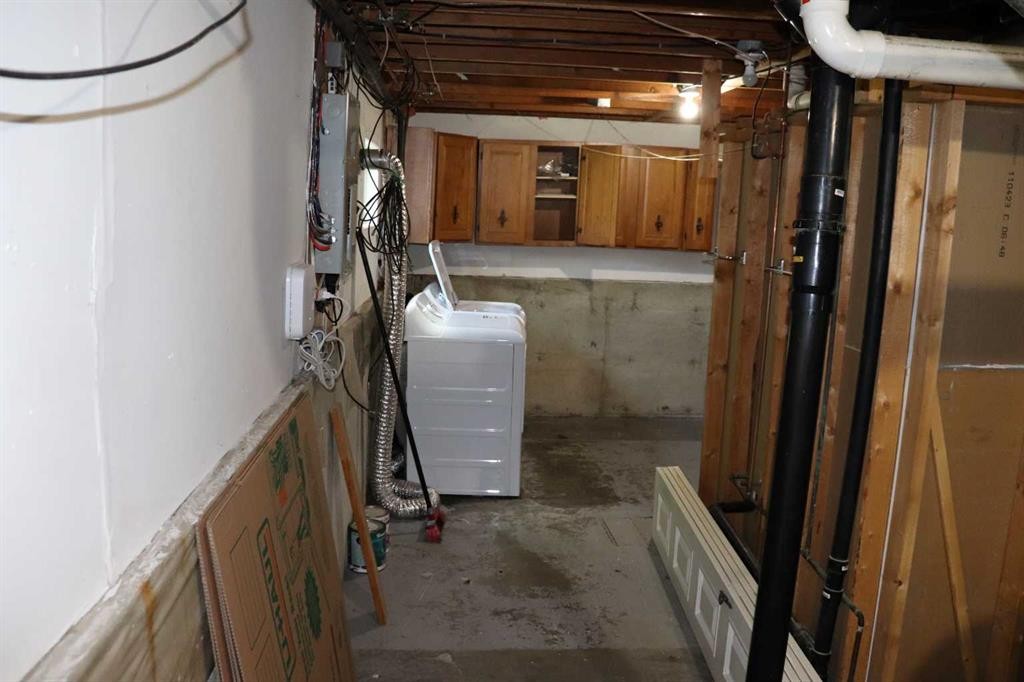 5518 13 Avenue, Edson, AB - Indoor Photo Showing Basement