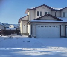 223 Baker Street Hinton, AB T7V 2C4