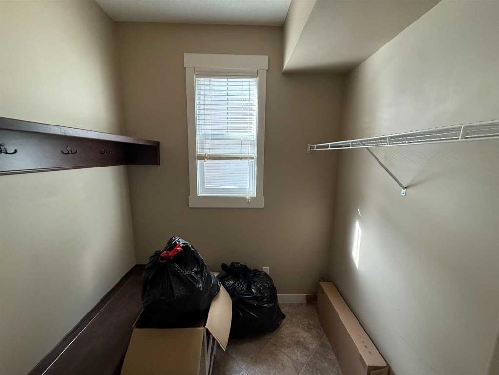 105 Wolf Willow Cove, Hinton, AB - Indoor