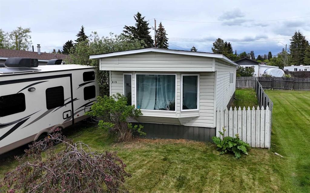 819 52 Street, Edson, AB